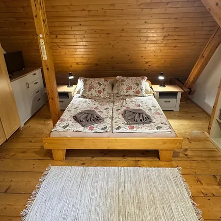 Sumavska Pohoda Se Saunou, Terasa, Gril, Psi Vitani